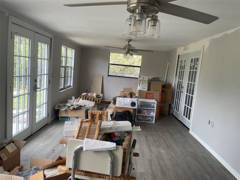 For Sale: $324,000 (2 beds, 2 baths, 1709 Square Feet)