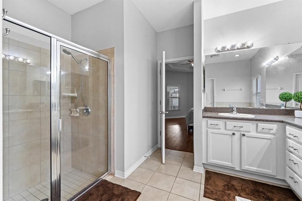 For Sale: $459,000 (4 beds, 3 baths, 2382 Square Feet)