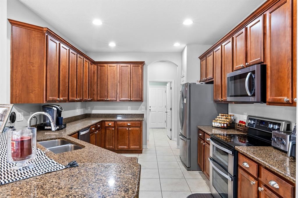 For Sale: $459,000 (4 beds, 3 baths, 2382 Square Feet)