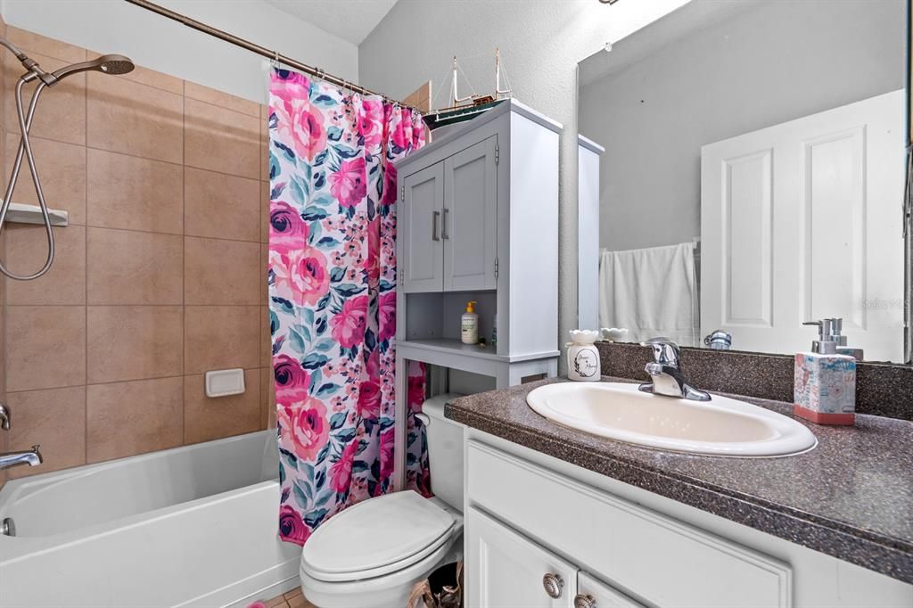 For Sale: $459,000 (4 beds, 3 baths, 2382 Square Feet)