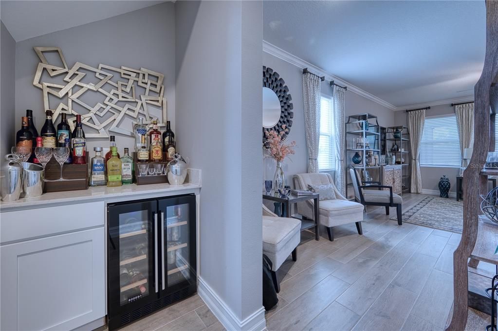 For Sale: $485,000 (5 beds, 4 baths, 2788 Square Feet)