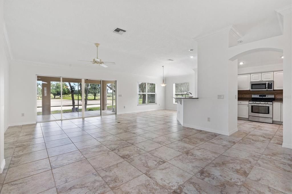 For Sale: $725,000 (3 beds, 2 baths, 2021 Square Feet)