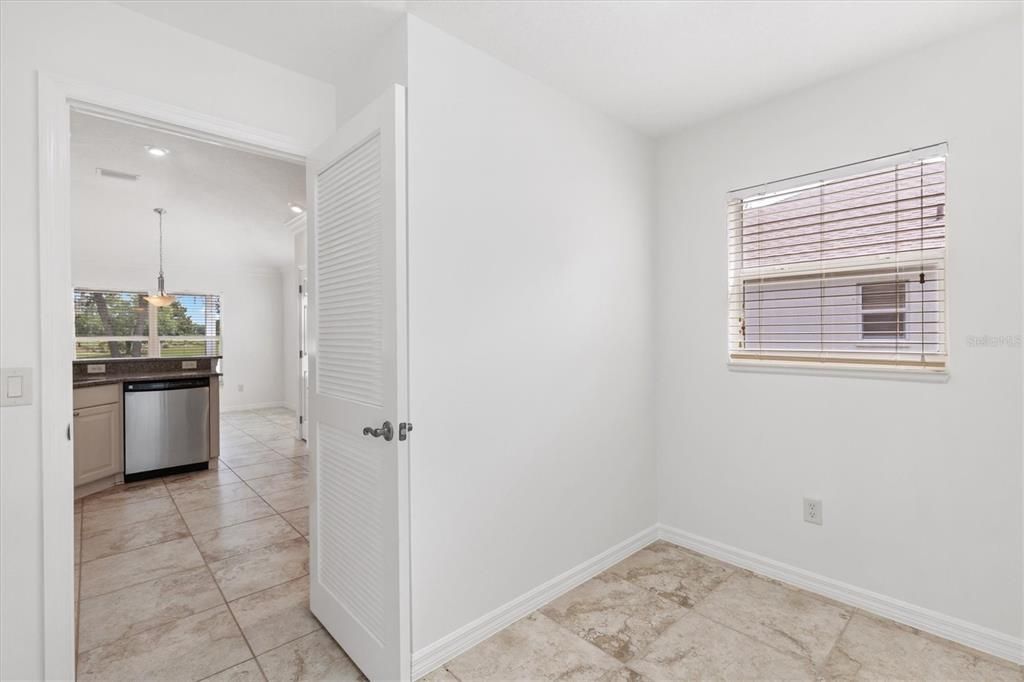 For Sale: $725,000 (3 beds, 2 baths, 2021 Square Feet)