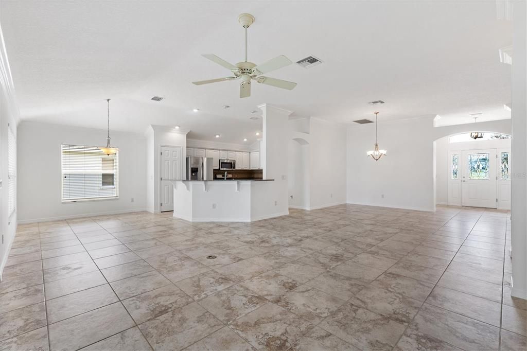 For Sale: $725,000 (3 beds, 2 baths, 2021 Square Feet)