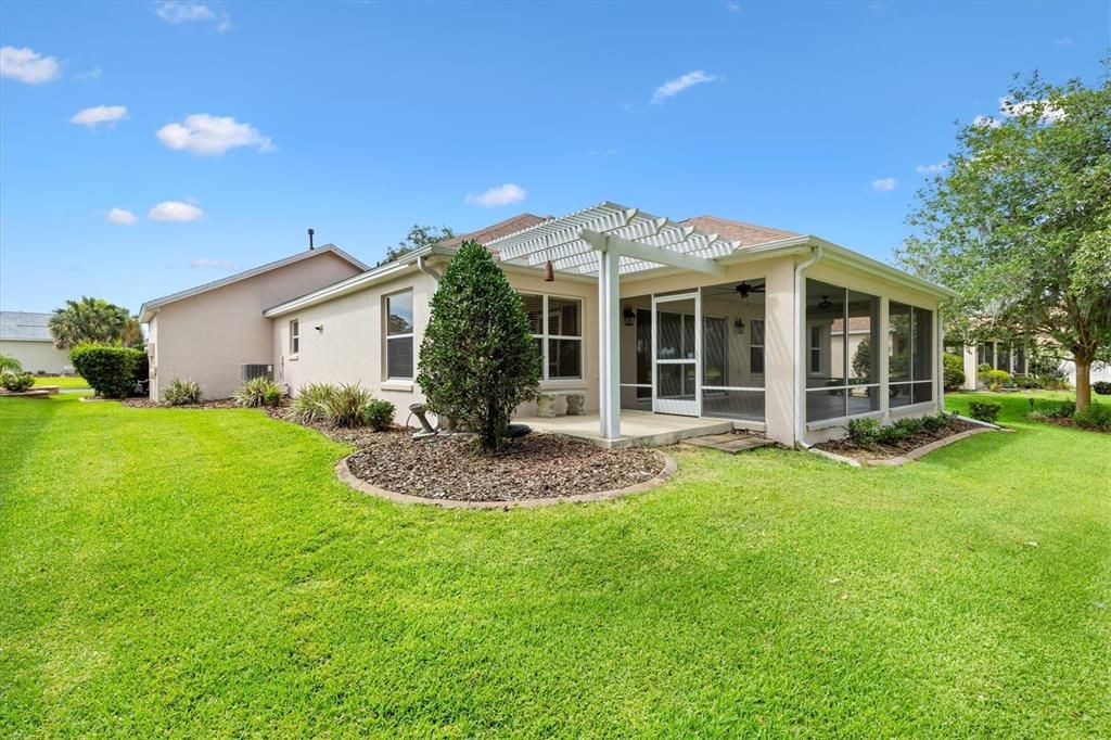 For Sale: $725,000 (3 beds, 2 baths, 2021 Square Feet)