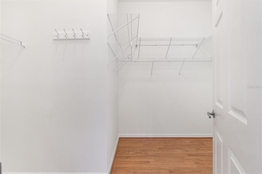 For Sale: $725,000 (3 beds, 2 baths, 2021 Square Feet)