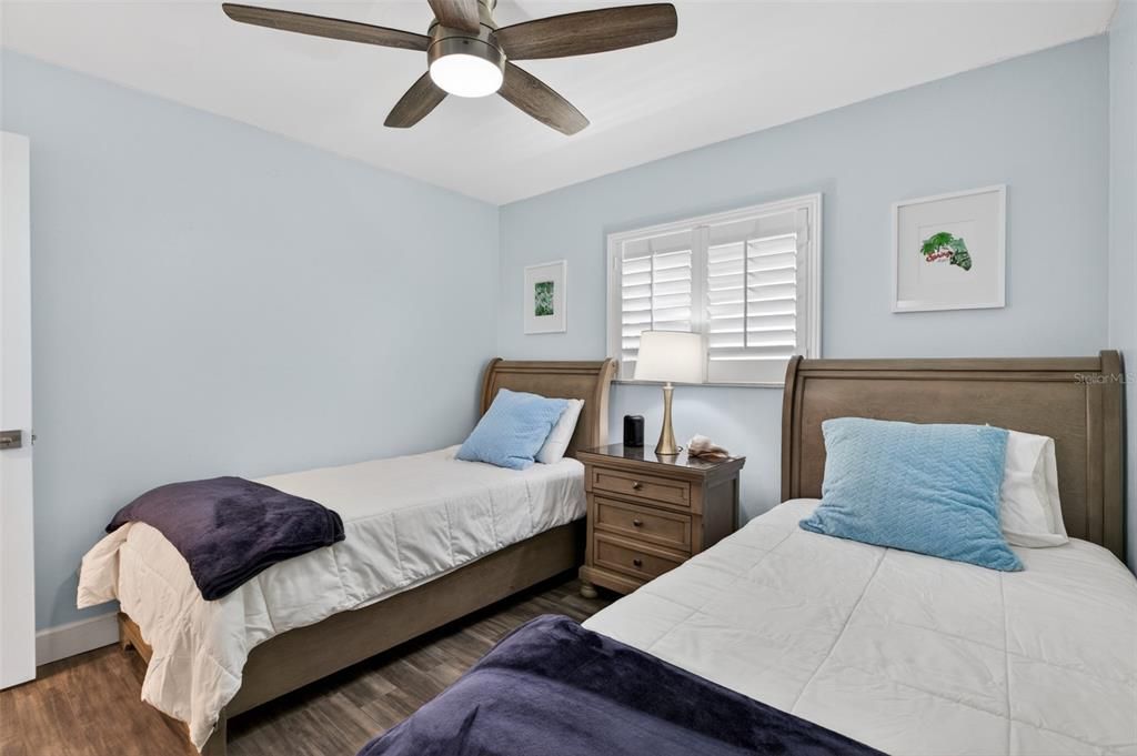 For Sale: $600,000 (2 beds, 2 baths, 1129 Square Feet)