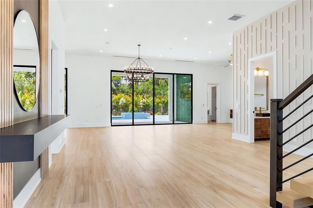 For Sale: $2,860,000 (5 beds, 5 baths, 4165 Square Feet)