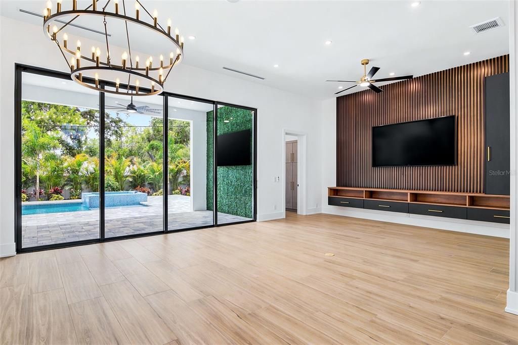 For Sale: $2,860,000 (5 beds, 5 baths, 4165 Square Feet)