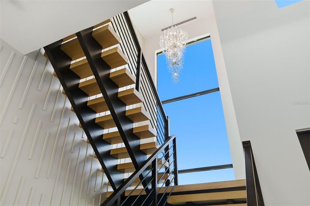 For Sale: $2,860,000 (5 beds, 5 baths, 4165 Square Feet)