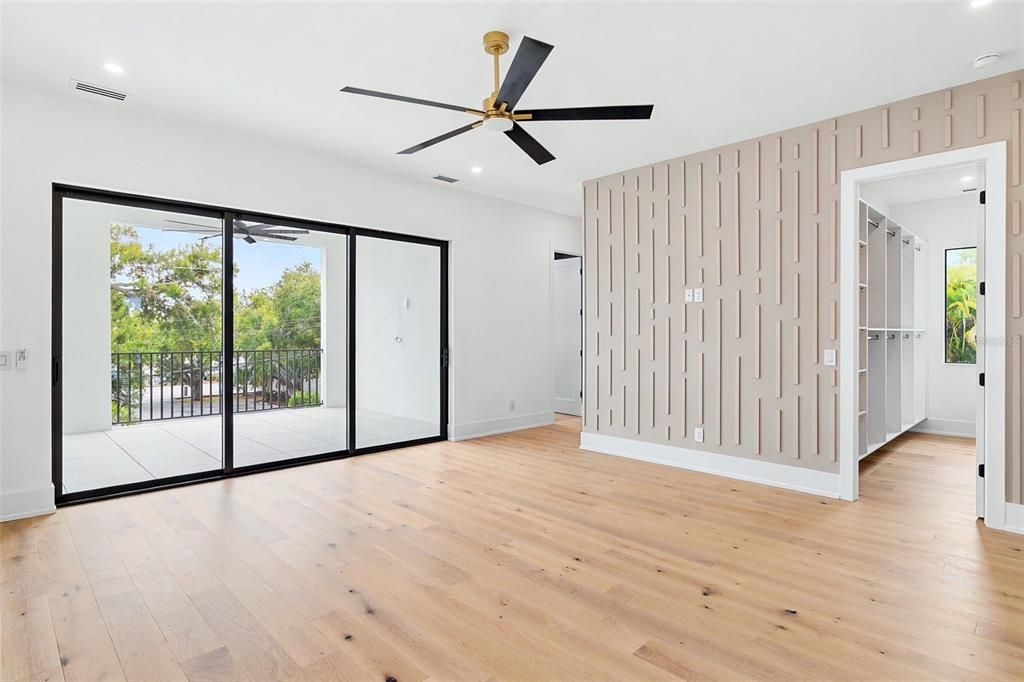 For Sale: $2,860,000 (5 beds, 5 baths, 4165 Square Feet)
