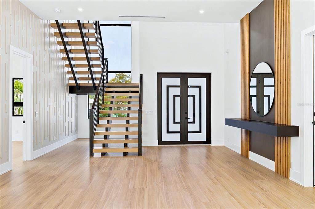 For Sale: $2,860,000 (5 beds, 5 baths, 4165 Square Feet)