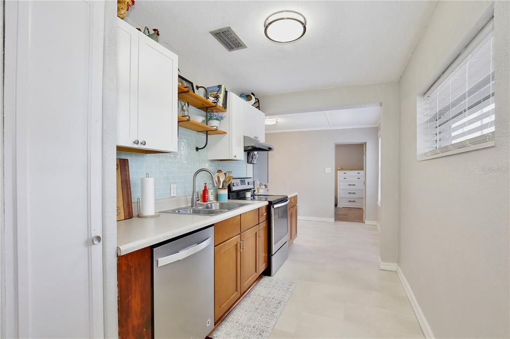 En Venta: $350,000 (3 camas, 2 baños, 1632 Pies cuadrados)