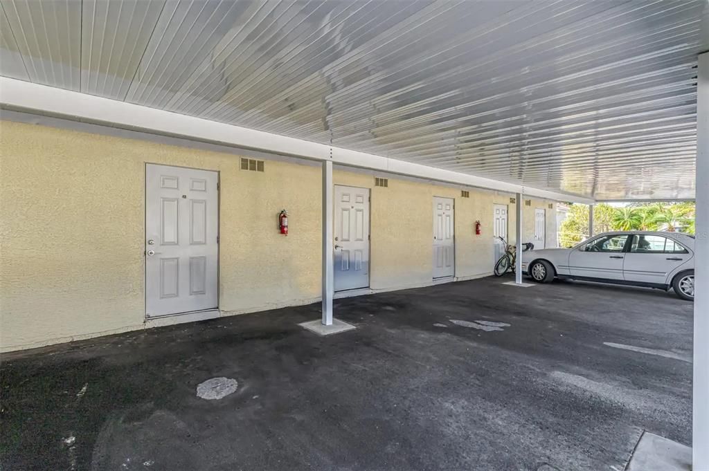 For Sale: $125,000 (2 beds, 2 baths, 933 Square Feet)