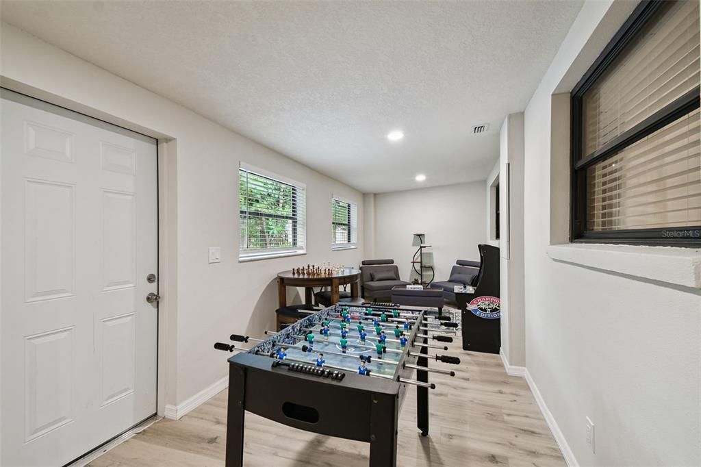 En Venta: $525,000 (3 camas, 2 baños, 1989 Pies cuadrados)