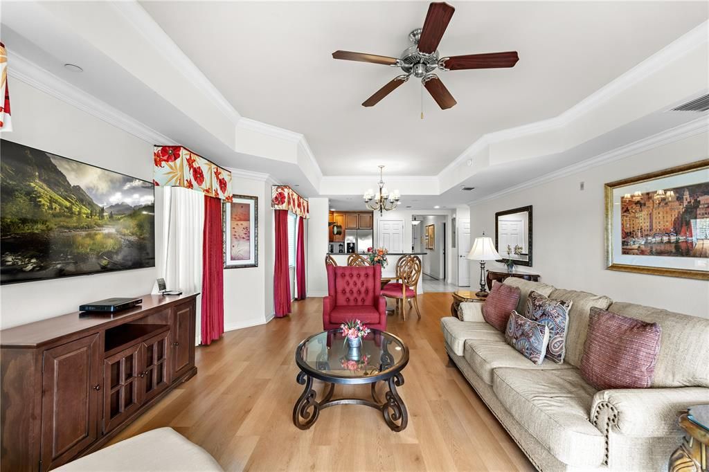 En Venta: $315,000 (3 camas, 3 baños, 1755 Pies cuadrados)