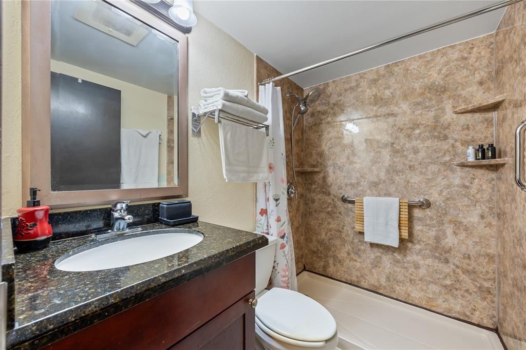En Venta: $129,000 (0 camas, 1 baños, 308 Pies cuadrados)