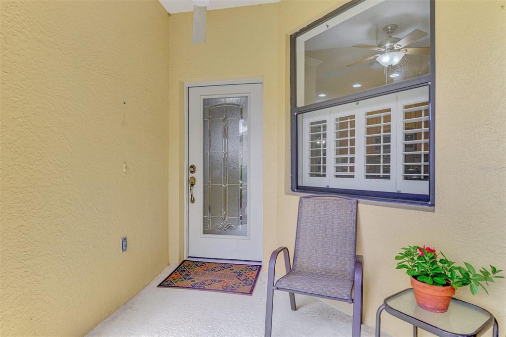 For Sale: $370,000 (2 beds, 2 baths, 1600 Square Feet)