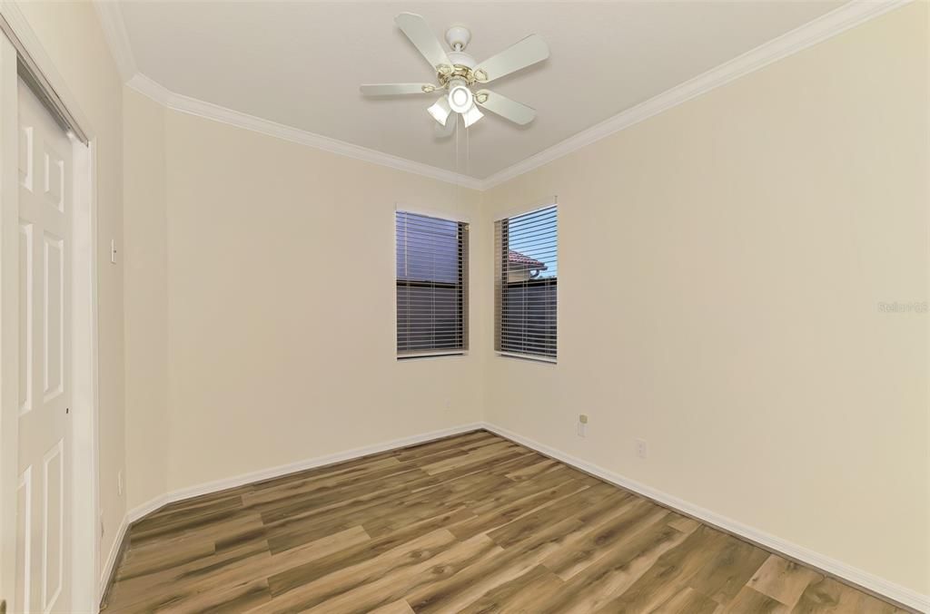 For Sale: $370,000 (2 beds, 2 baths, 1600 Square Feet)