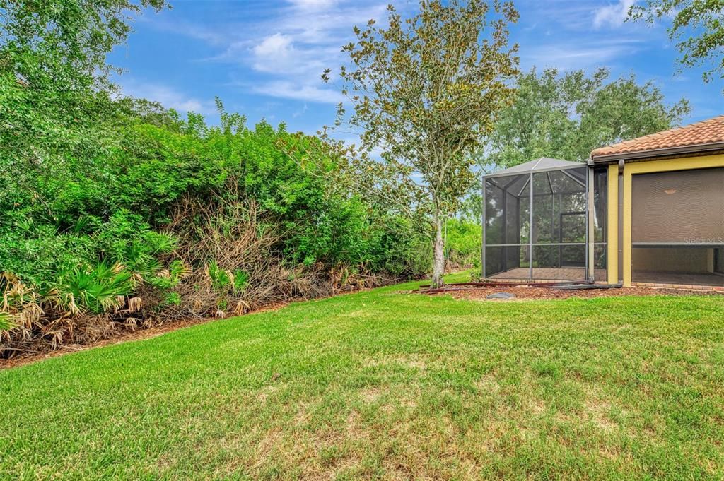 For Sale: $370,000 (2 beds, 2 baths, 1600 Square Feet)