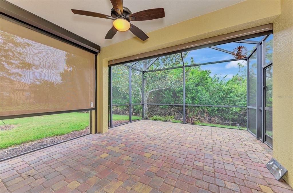 For Sale: $370,000 (2 beds, 2 baths, 1600 Square Feet)
