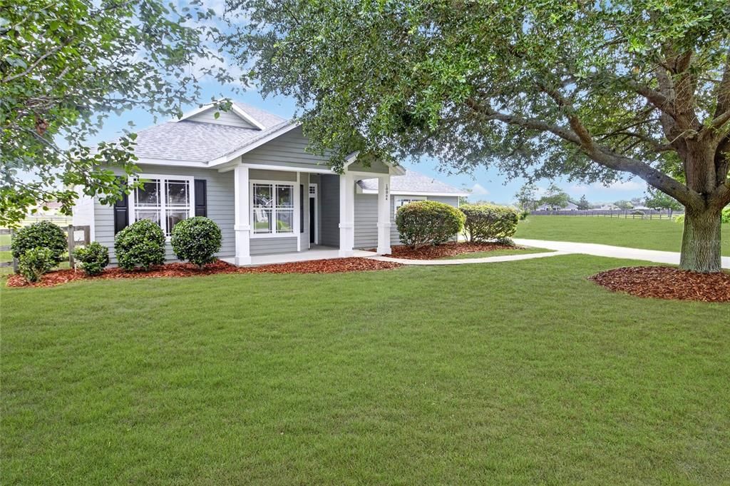 For Sale: $450,000 (4 beds, 2 baths, 2000 Square Feet)