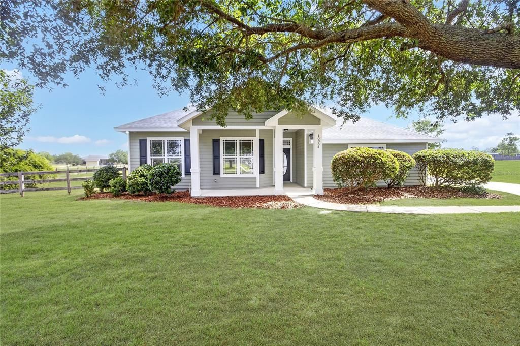 For Sale: $450,000 (4 beds, 2 baths, 2000 Square Feet)
