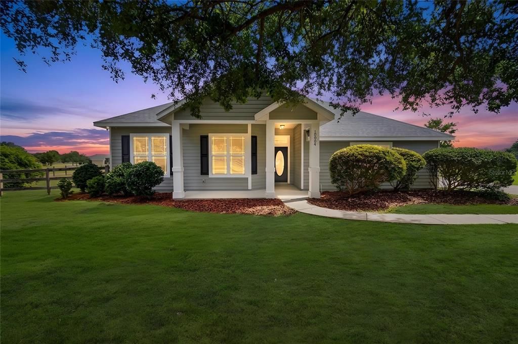 For Sale: $450,000 (4 beds, 2 baths, 2000 Square Feet)