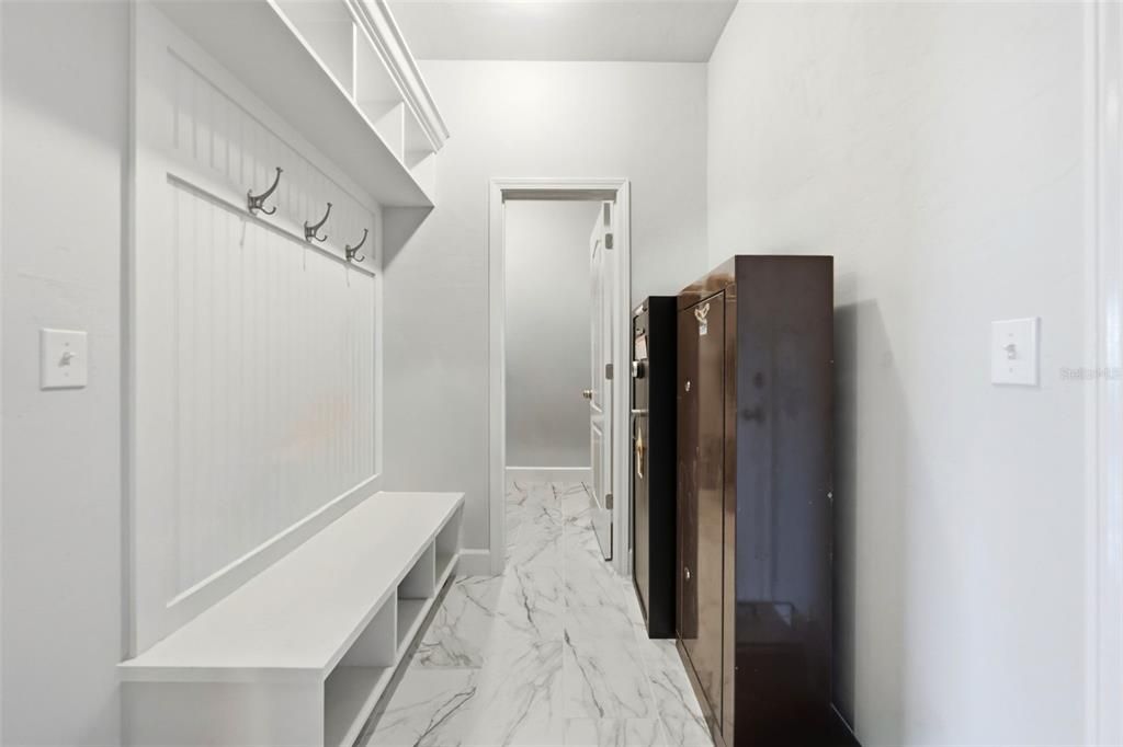 For Sale: $399,000 (4 beds, 2 baths, 2009 Square Feet)