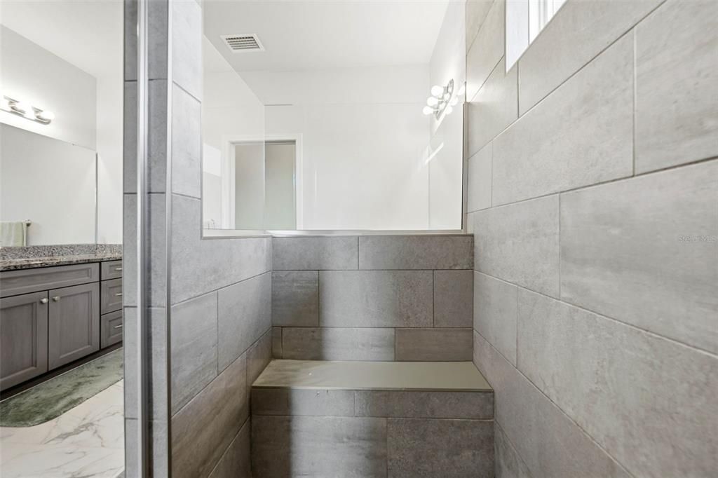 For Sale: $399,000 (4 beds, 2 baths, 2009 Square Feet)