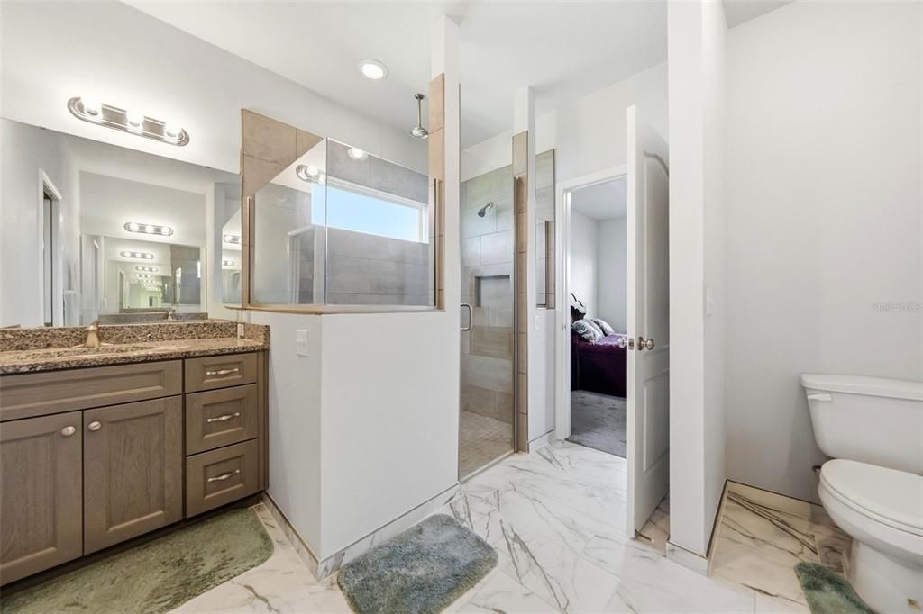 For Sale: $399,000 (4 beds, 2 baths, 2009 Square Feet)
