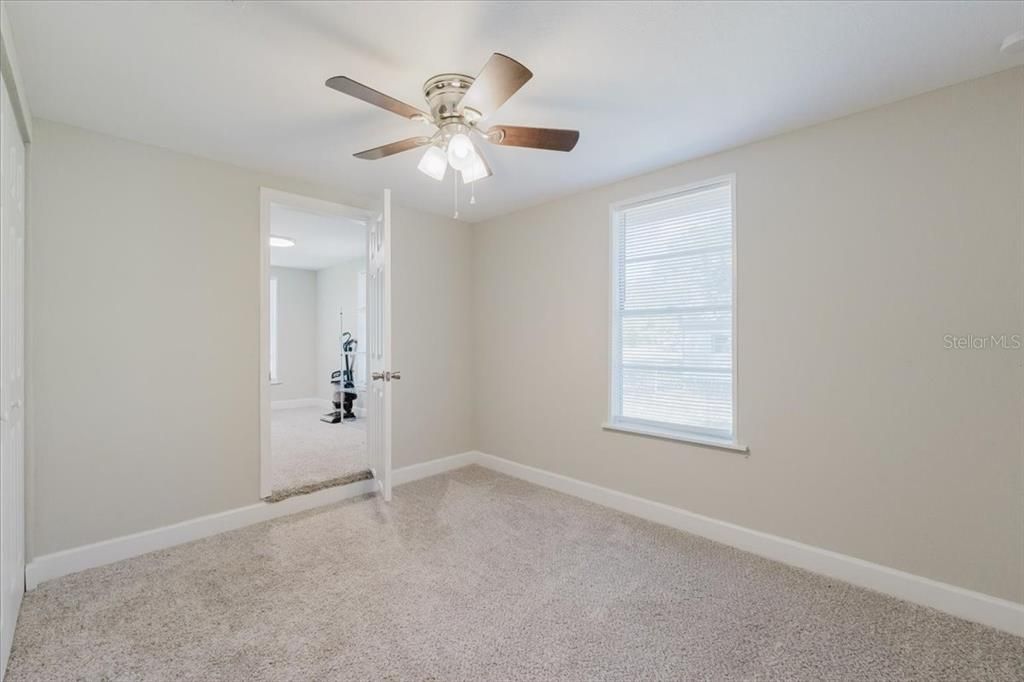 For Sale: $279,950 (3 beds, 2 baths, 1196 Square Feet)