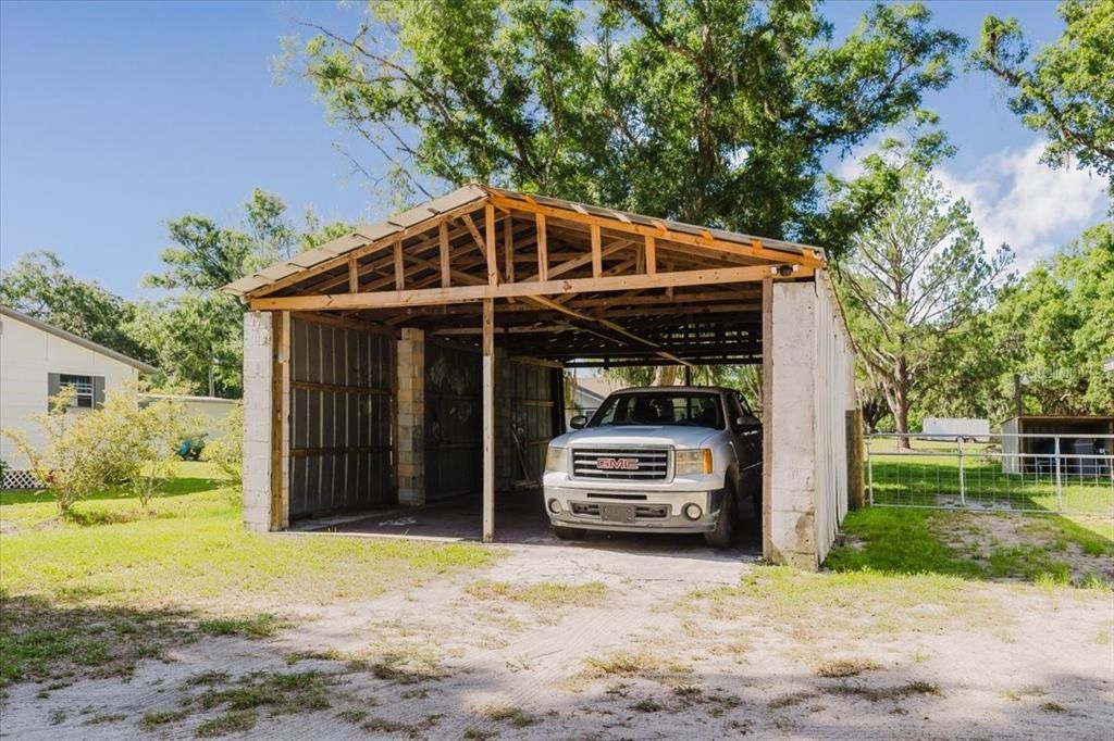 For Sale: $279,950 (3 beds, 2 baths, 1196 Square Feet)