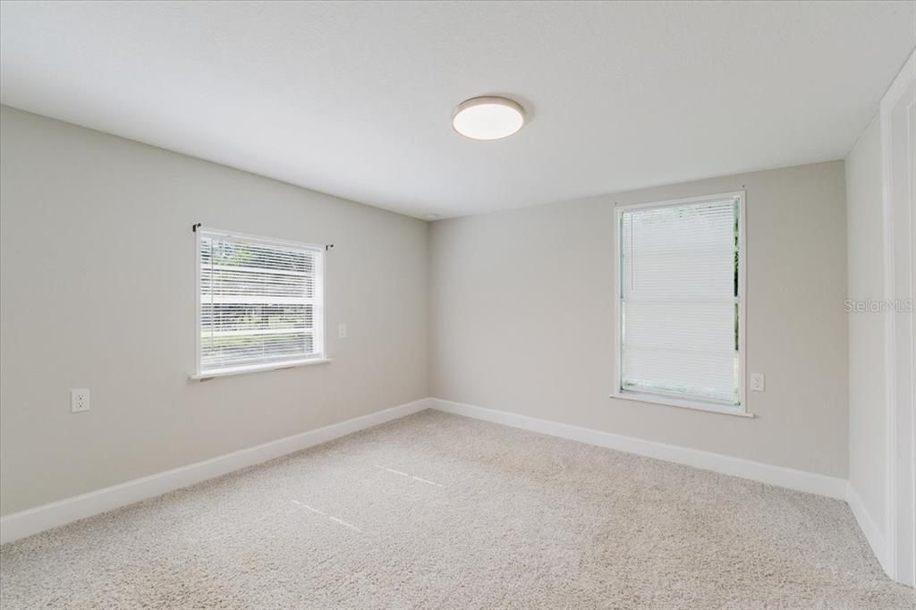For Sale: $279,950 (3 beds, 2 baths, 1196 Square Feet)