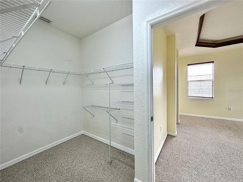 В аренду: $3,500 (5 спален, 3 ванн, 2801 Квадратных фут)