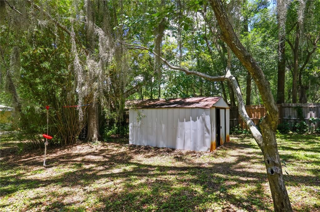 For Sale: $289,000 (3 beds, 2 baths, 1233 Square Feet)