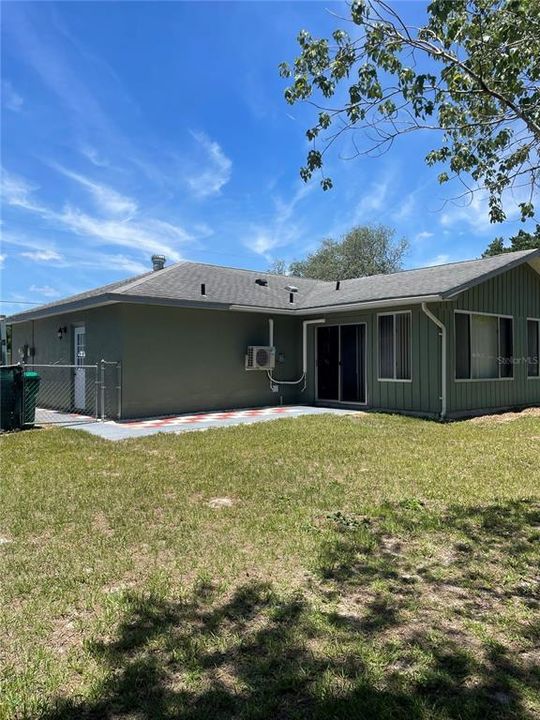For Sale: $285,000 (2 beds, 2 baths, 1260 Square Feet)