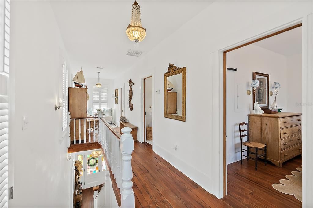 For Sale: $550,000 (2 beds, 1 baths, 1876 Square Feet)