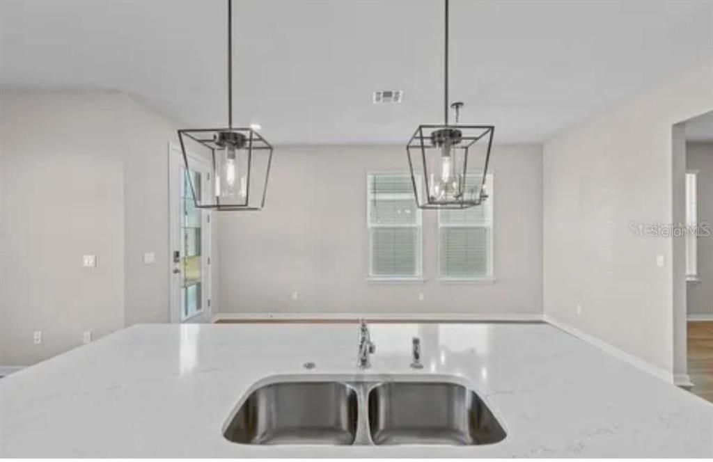 Active With Contract: $3,100 (4 beds, 2 baths, 1996 Square Feet)