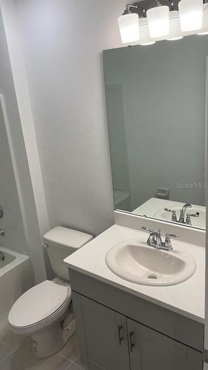 En Renta: $2,500 (4 camas, 3 baños, 2091 Pies cuadrados)