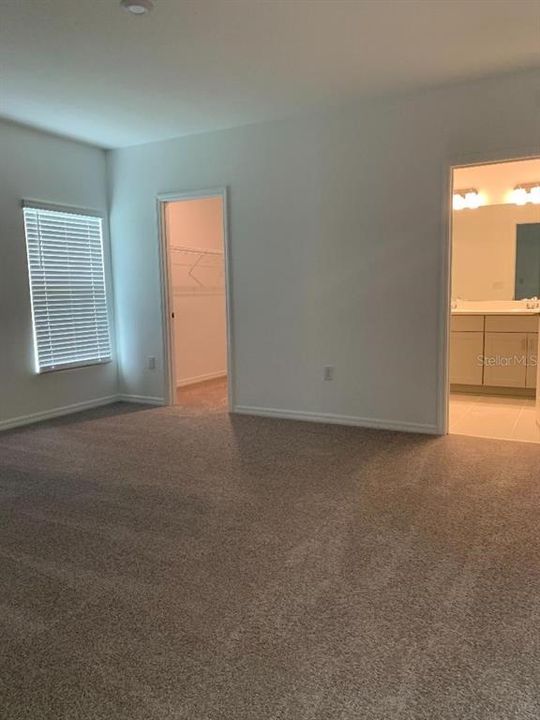En Renta: $2,500 (4 camas, 3 baños, 2091 Pies cuadrados)