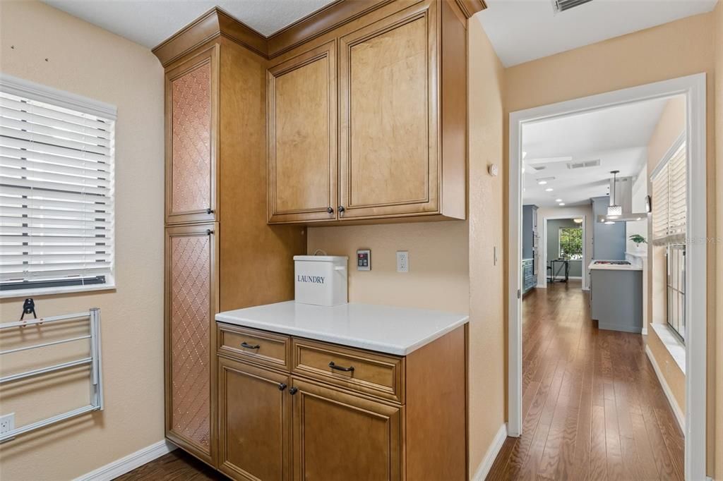 For Sale: $649,900 (3 beds, 2 baths, 1913 Square Feet)