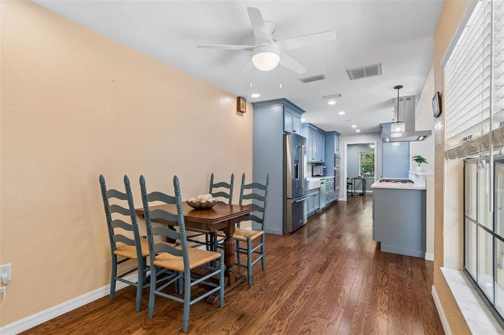 For Sale: $649,900 (3 beds, 2 baths, 1913 Square Feet)