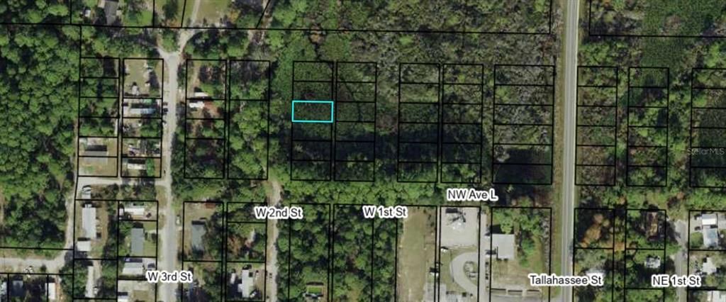 For Sale: $5,999 (0.11 acres)