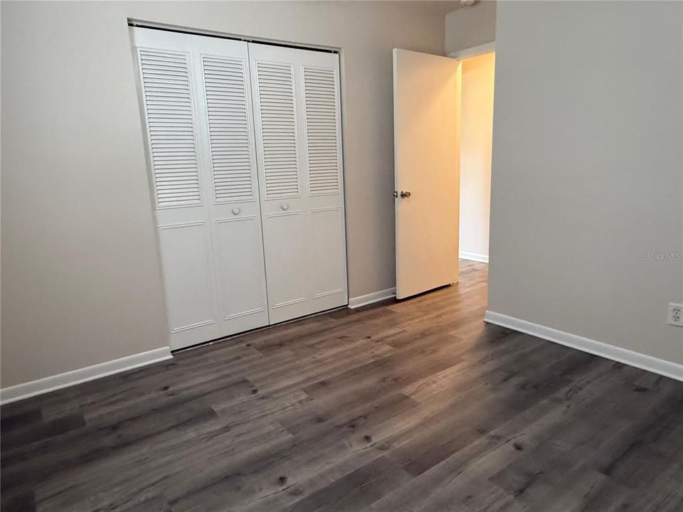 For Sale: $255,000 (2 beds, 2 baths, 1025 Square Feet)