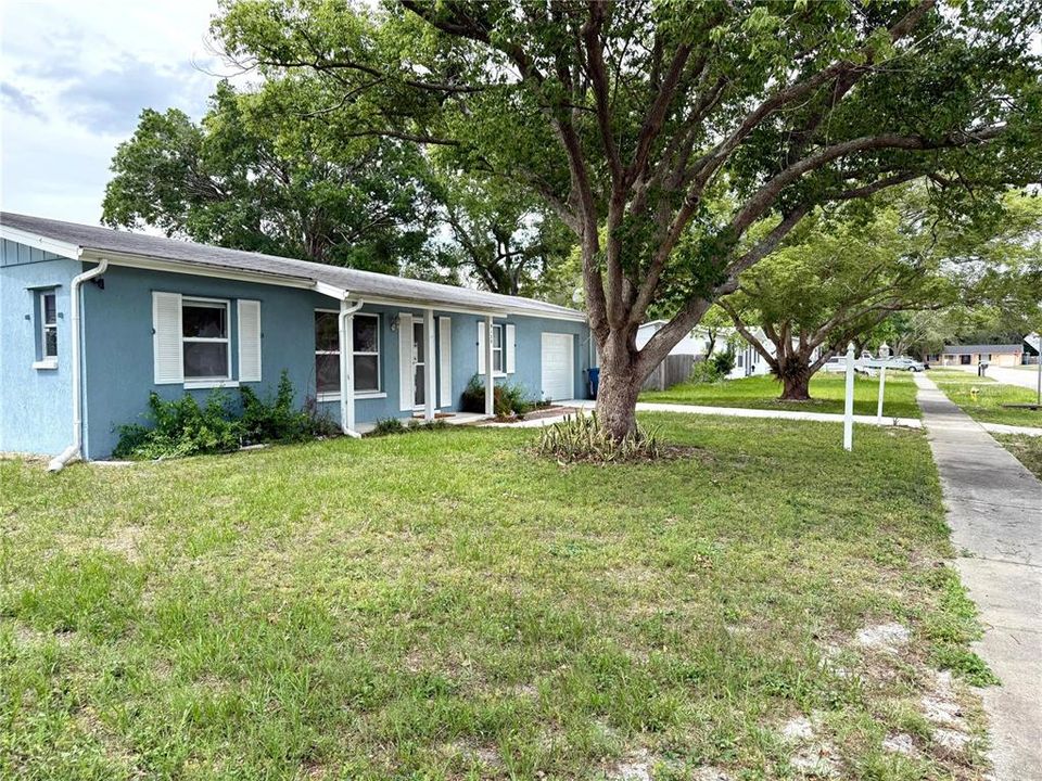 For Sale: $255,000 (2 beds, 2 baths, 1025 Square Feet)