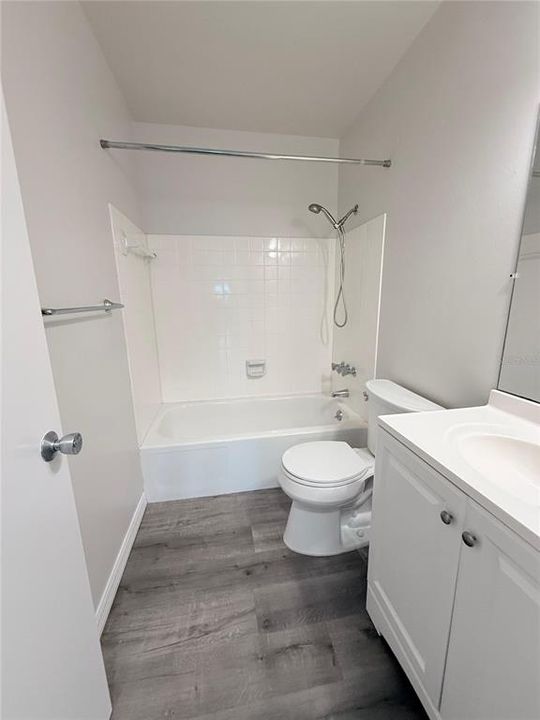 For Sale: $255,000 (2 beds, 2 baths, 1025 Square Feet)