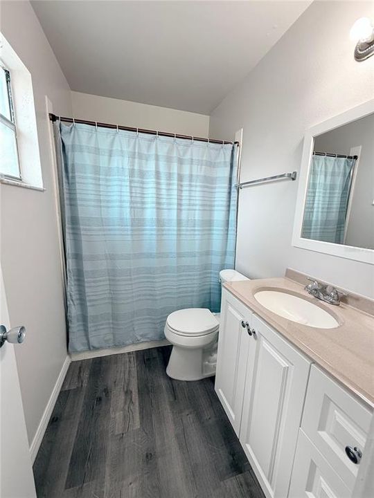 For Sale: $255,000 (2 beds, 2 baths, 1025 Square Feet)