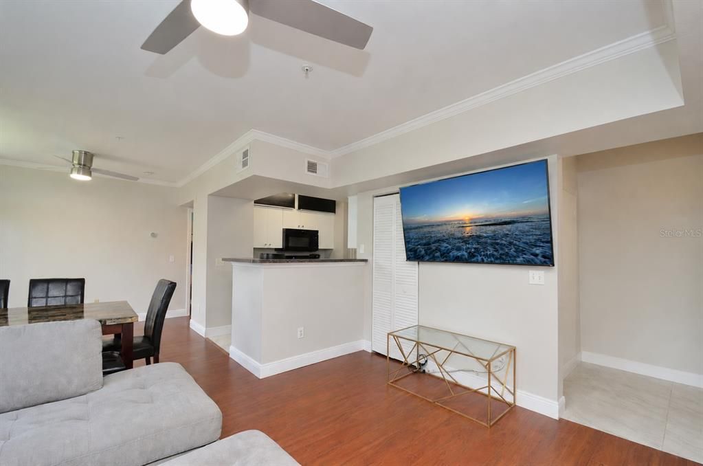 Activo con contrato: $249,999 (1 camas, 1 baños, 792 Pies cuadrados)