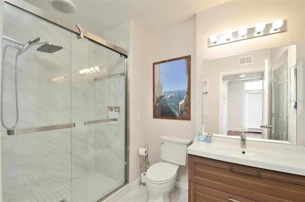 Activo con contrato: $249,999 (1 camas, 1 baños, 792 Pies cuadrados)